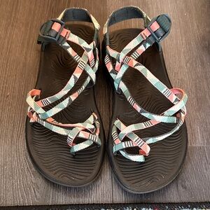 Chaco’s double strap pink and green toe sandals W9